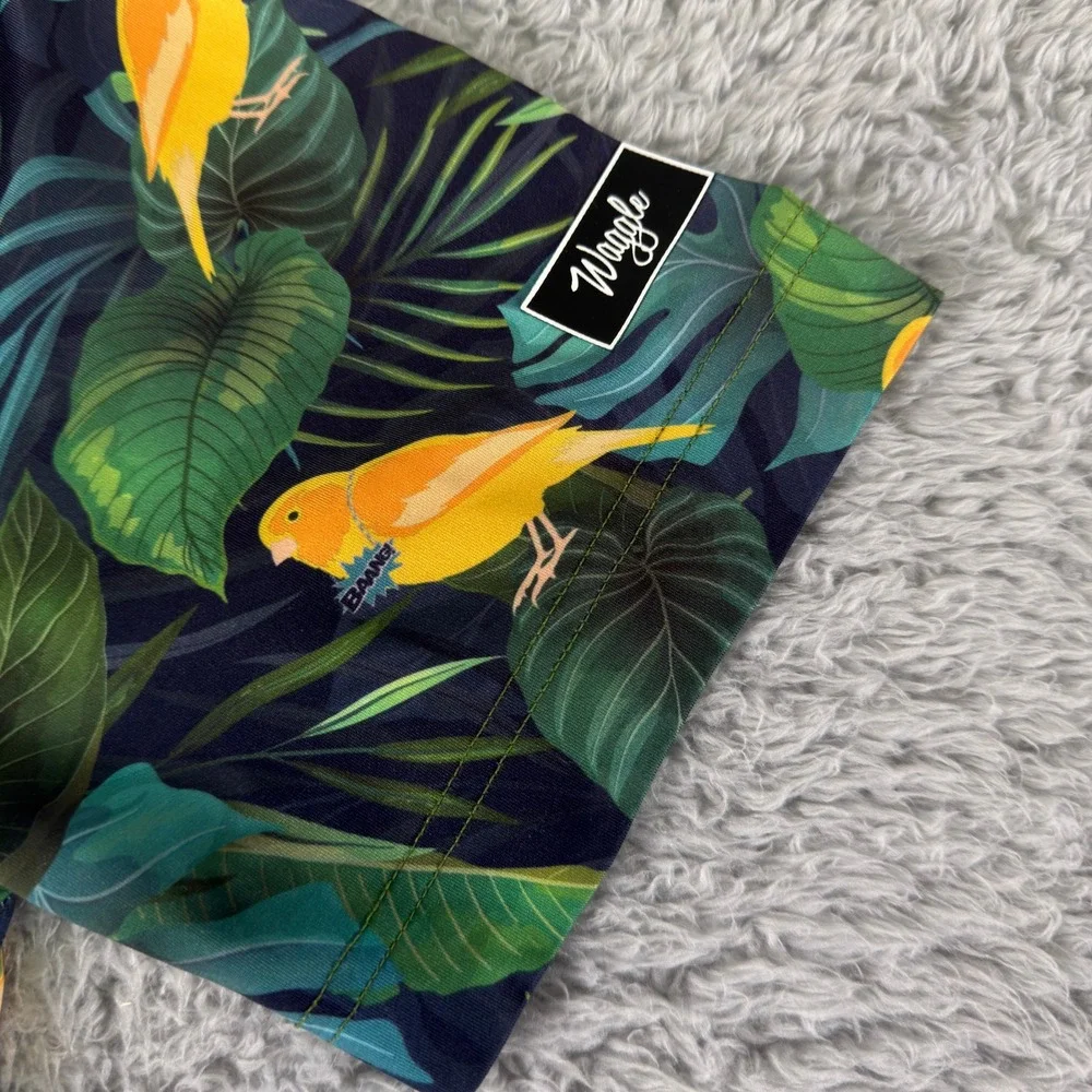 Waggle Mens Golf Polo Shirt Medium Tropical Bird Leaf Performance Stretch - Picture 3 of 9